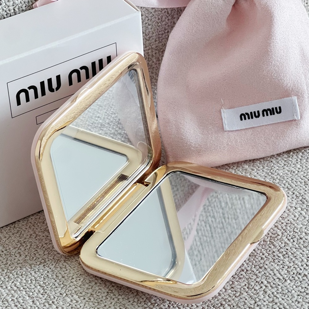 Miu Miu Macaron Pink Mirror - Picture 3 of 4